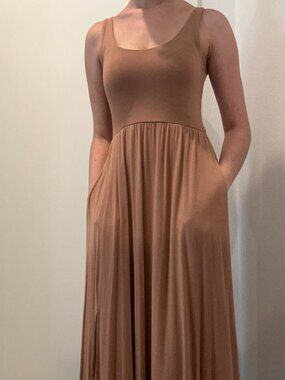 Tan Maxi Dress with Pockets and Slit, Size S